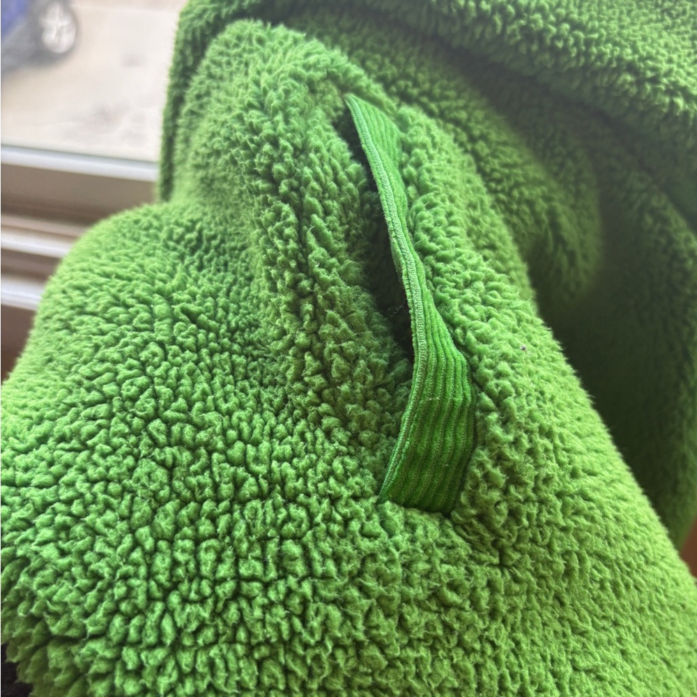 Lucy & Yak fleece - Picture 3 of 7